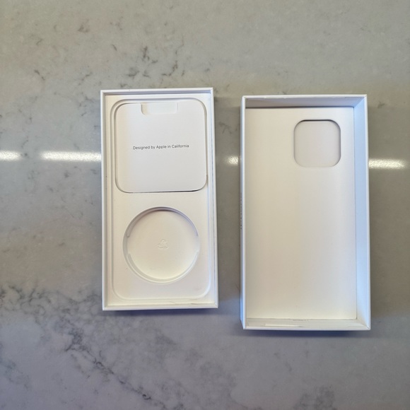 iPhone 14 Pro Max Box - Picture 4 of 4